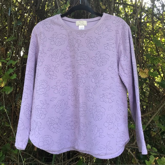 Oscar de la Renta Sweaters - Oscar de la Renta Oversized Embossed Rose Fleece M
